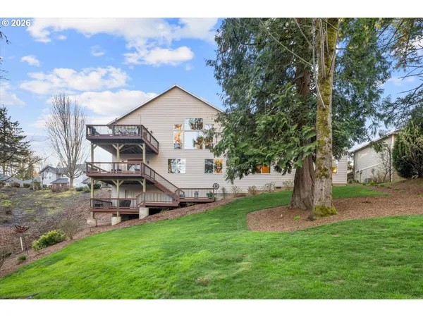 $940,000 | 3544 Southeast Deer Creek Way, Gresham, OR 97080