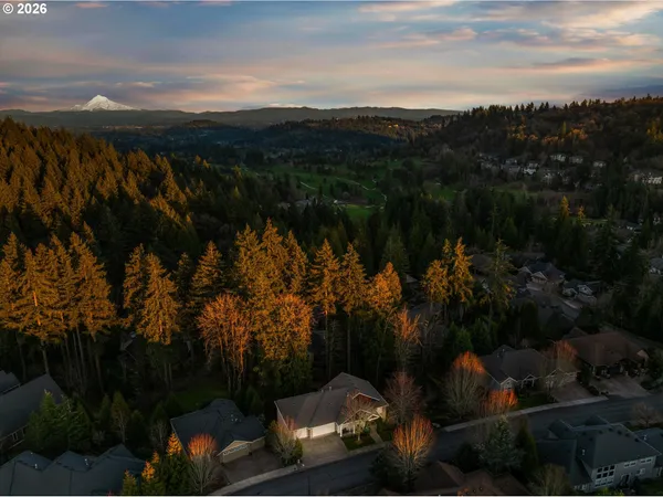 $940,000 | 3544 Southeast Deer Creek Way, Gresham, OR 97080