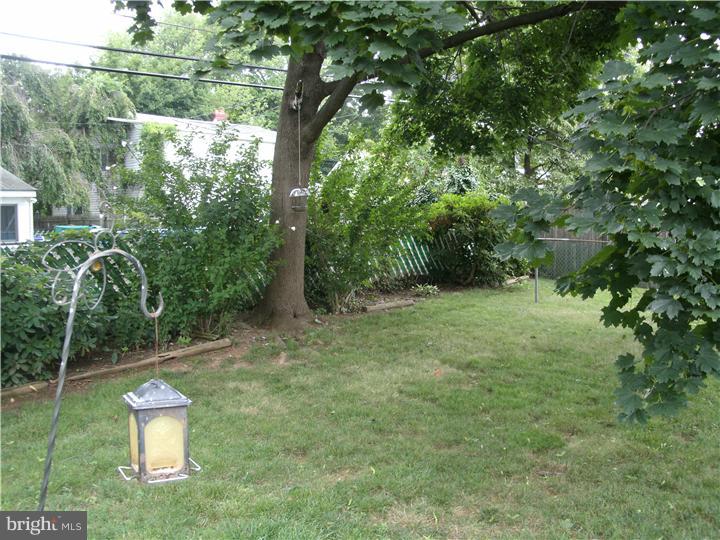 9332 Andover Road Philadelphia, PA 19114 - Photo 7 of 7 Back Yard