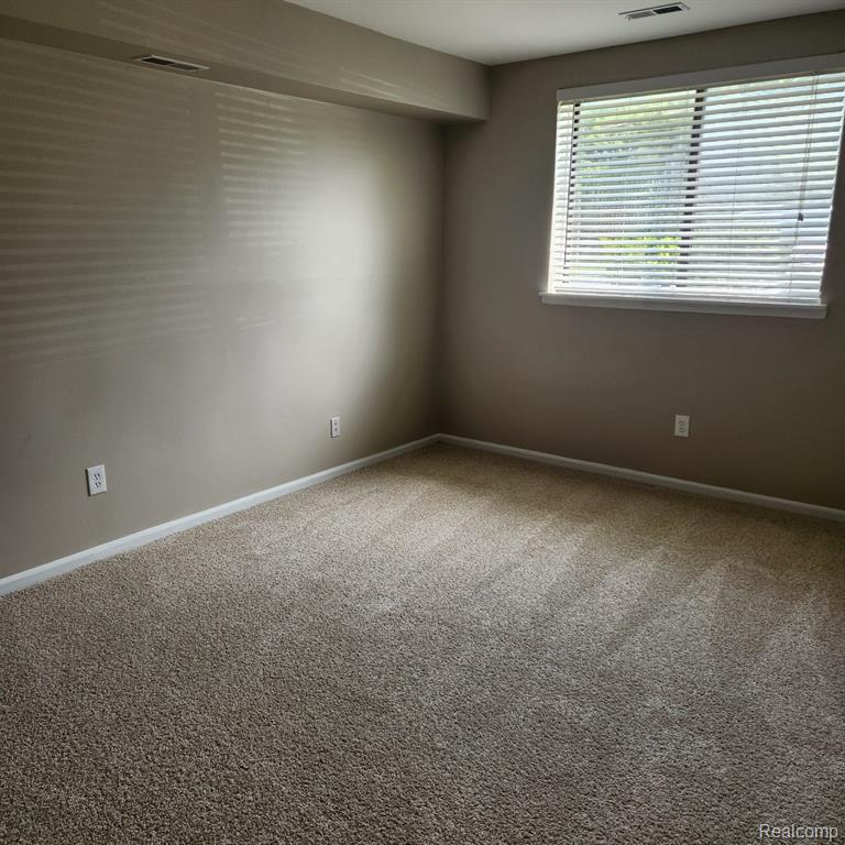30022 West 12 Mile Road, Unit 1 Farmington, MI 48334 - Photo 9 of 11