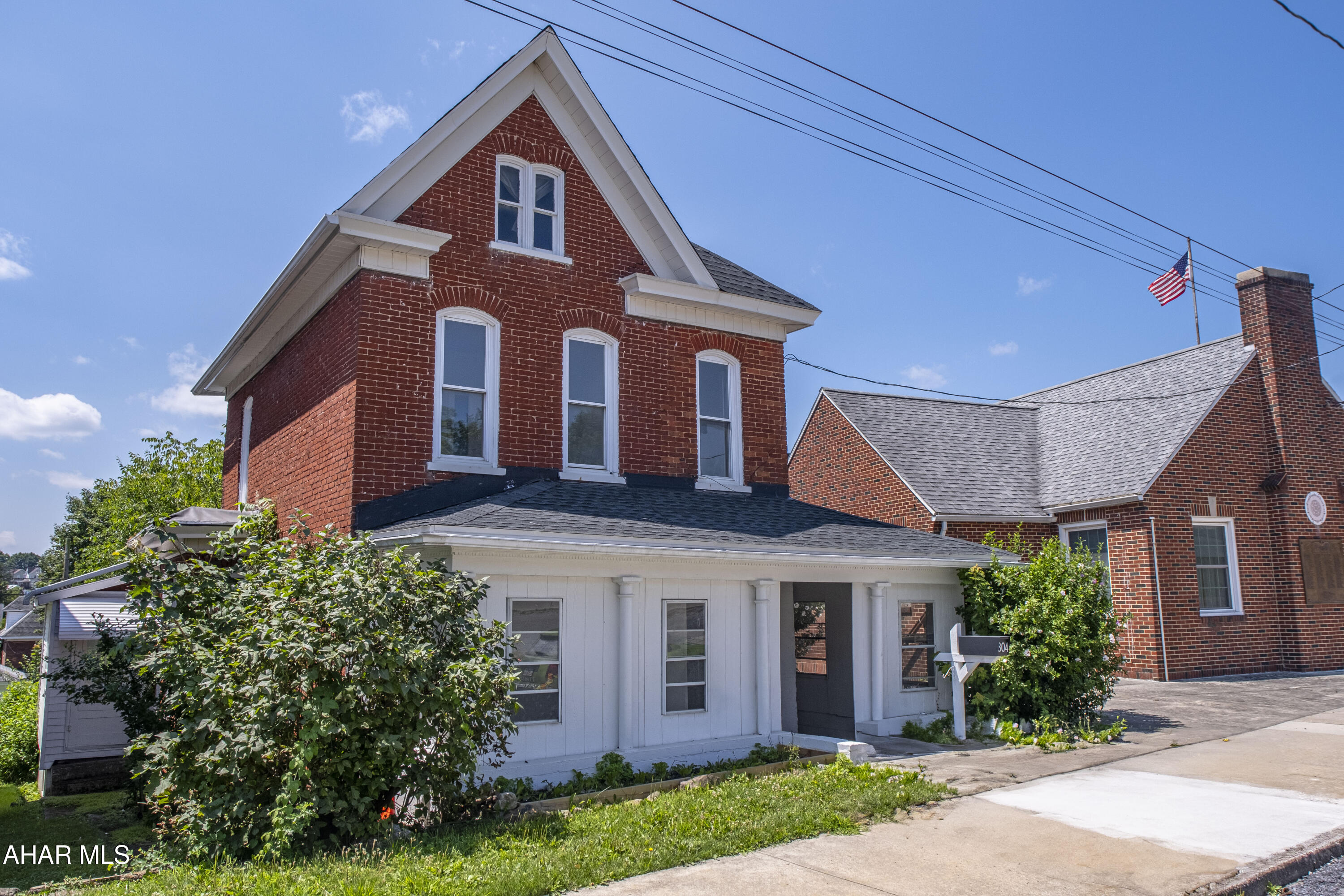 304 Poplar Street Roaring Spring, PA 16673 - Photo 1 of 31