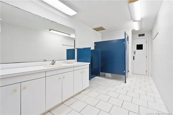 $429,900 | 3792 Northeast Ocean Boulevard, Unit 104S, Jensen Beach, FL 34957