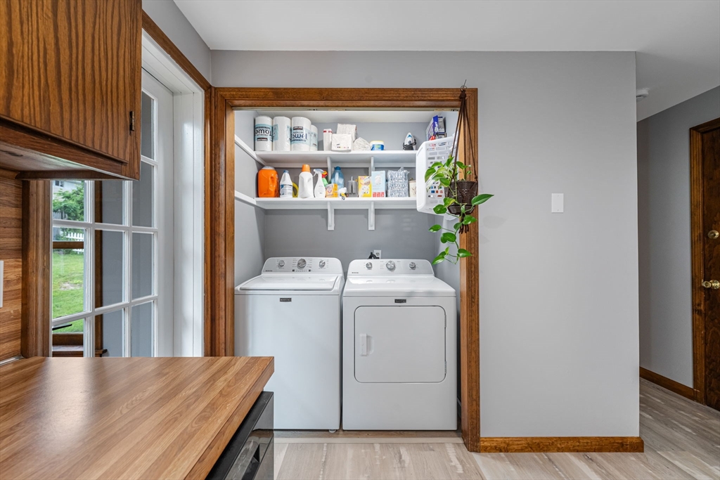 50 Emerson Street Springfield, MA 01118 - Photo 13 of 42