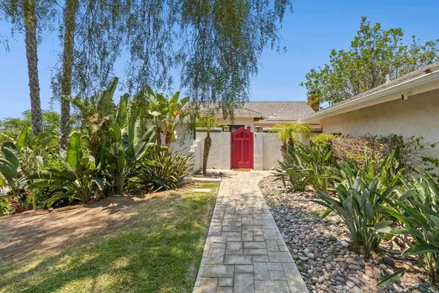 a pathway with a yard