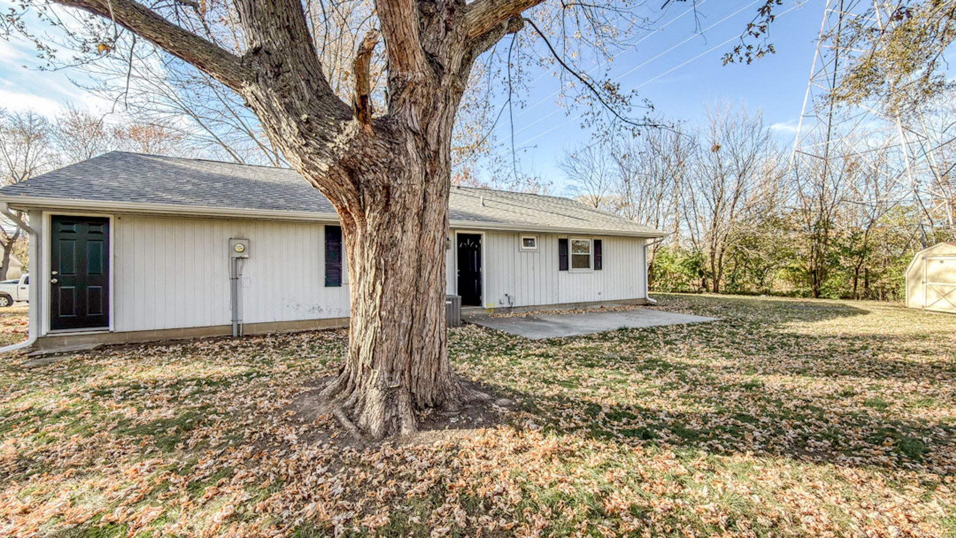 3334 Ridgewood Drive Champaign, IL 61821 - Photo 2 of 2