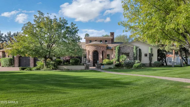 $4,100,000 | 7233 East Royal Palm Road, Scottsdale, AZ 85258
