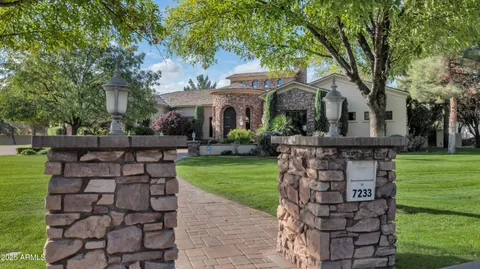 $4,100,000 | 7233 East Royal Palm Road, Scottsdale, AZ 85258