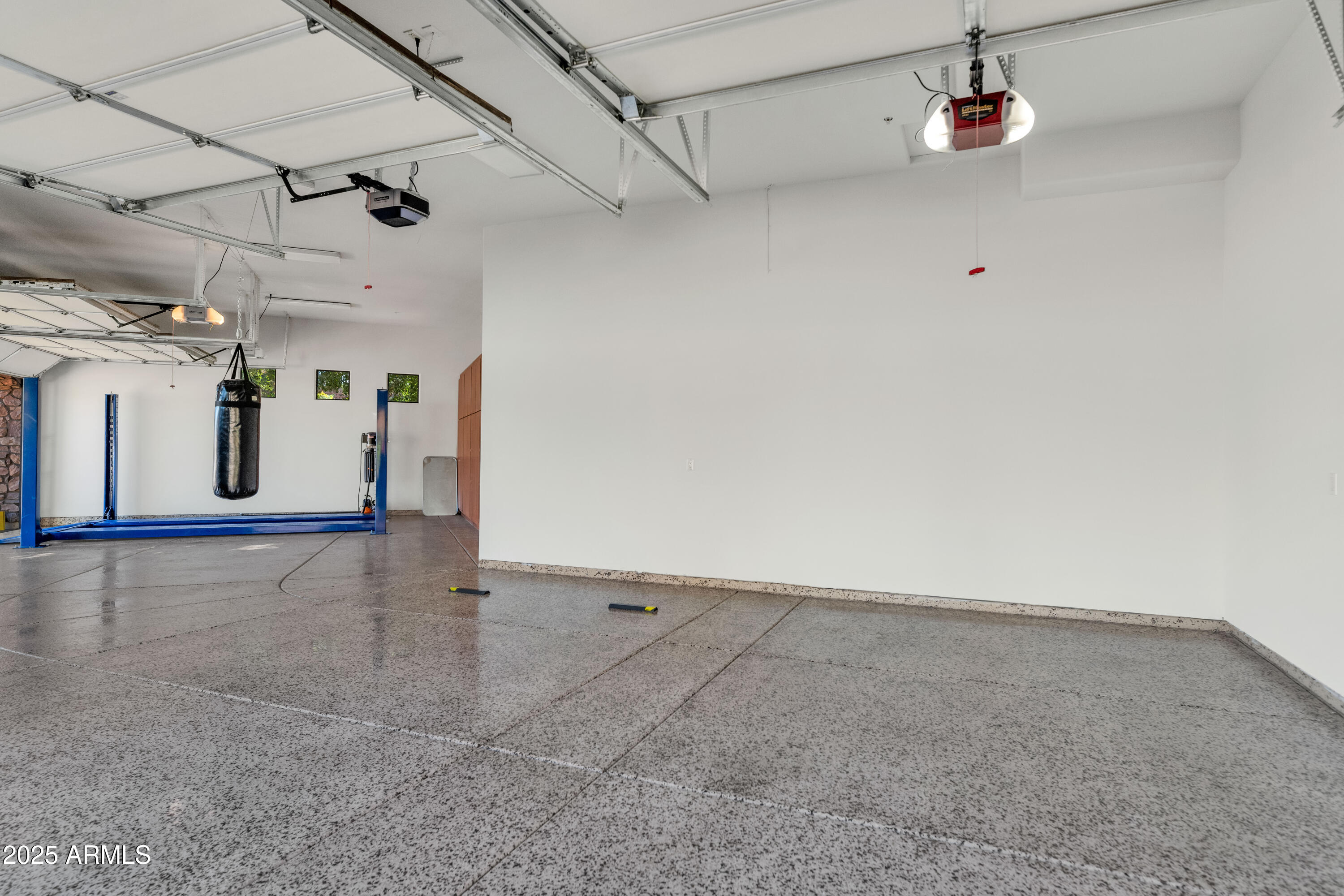 7233 East Royal Palm Road Scottsdale, AZ 85258 - Photo 45 of 54 Garage