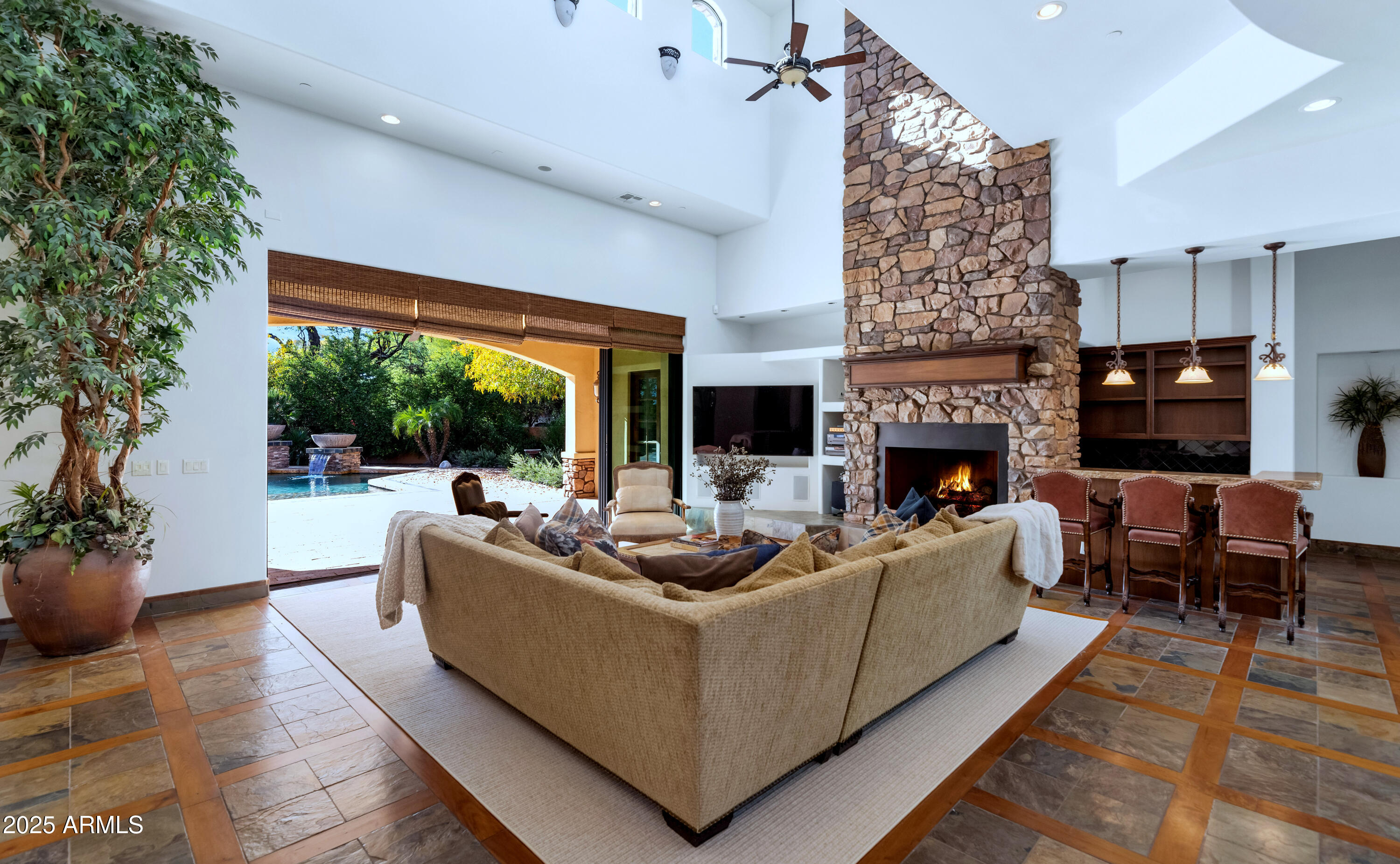 7233 East Royal Palm Road Scottsdale, AZ 85258 - Photo 5 of 54 Family Room