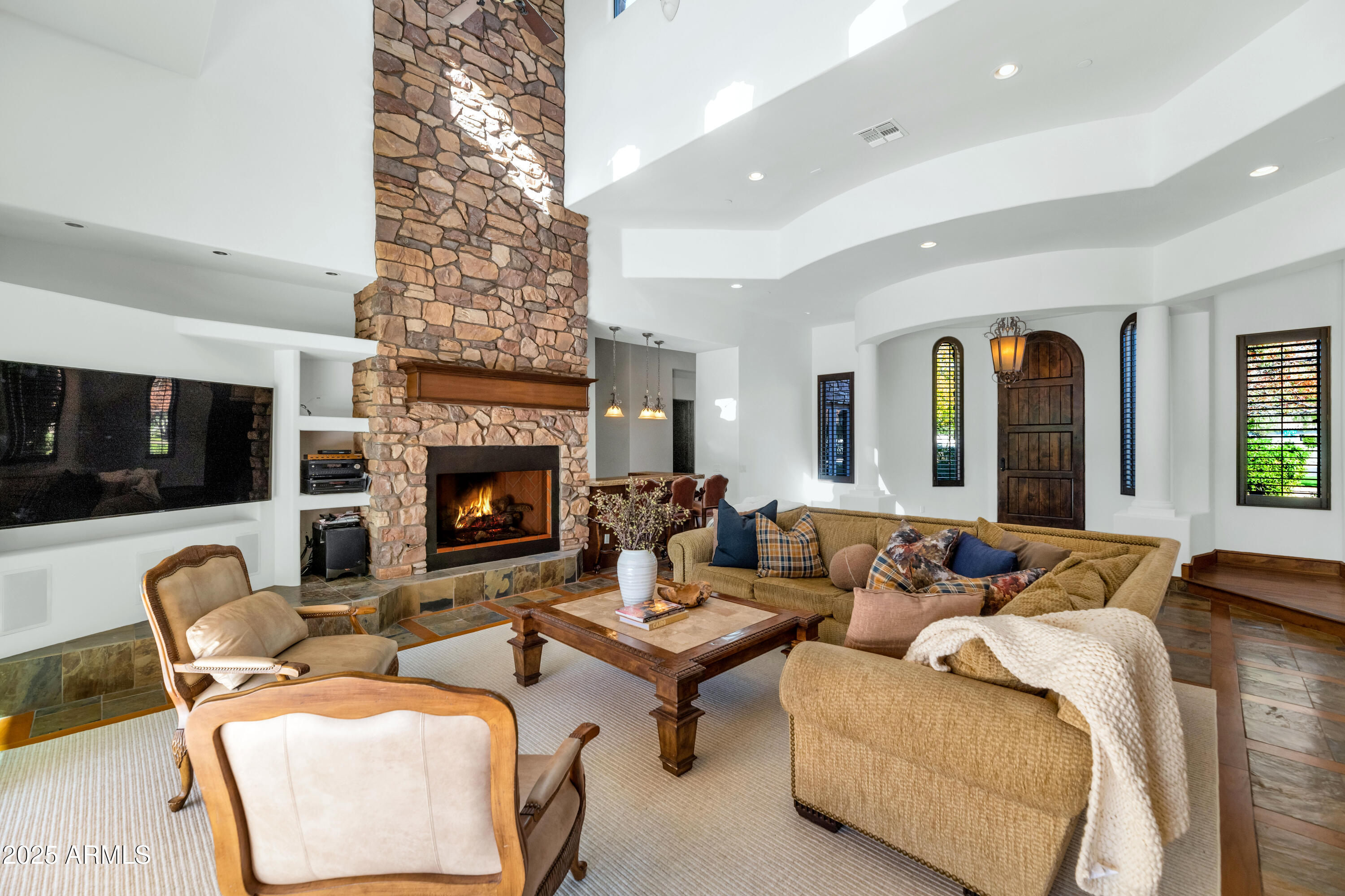 7233 East Royal Palm Road Scottsdale, AZ 85258 - Photo 7 of 54 Family Room