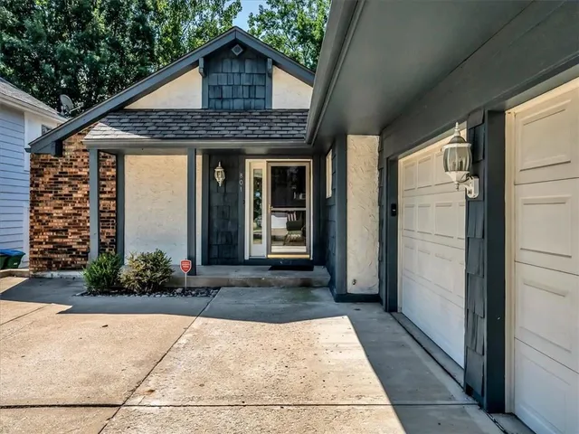 $355,000 | 801 Northeast Fairway Homes Court, Lee's Summit, MO 64064