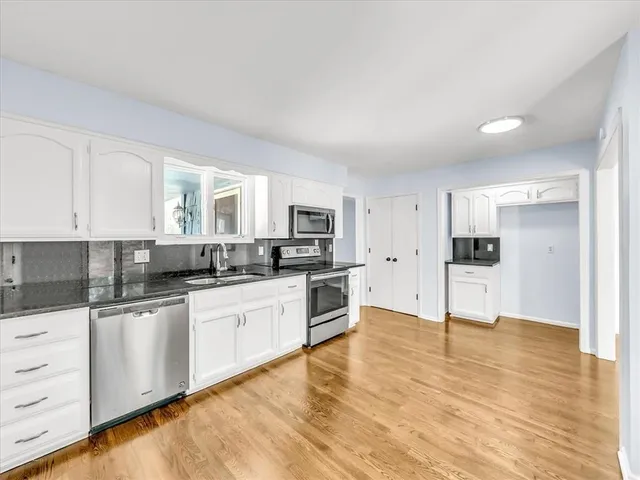 $355,000 | 801 Northeast Fairway Homes Court, Lee's Summit, MO 64064