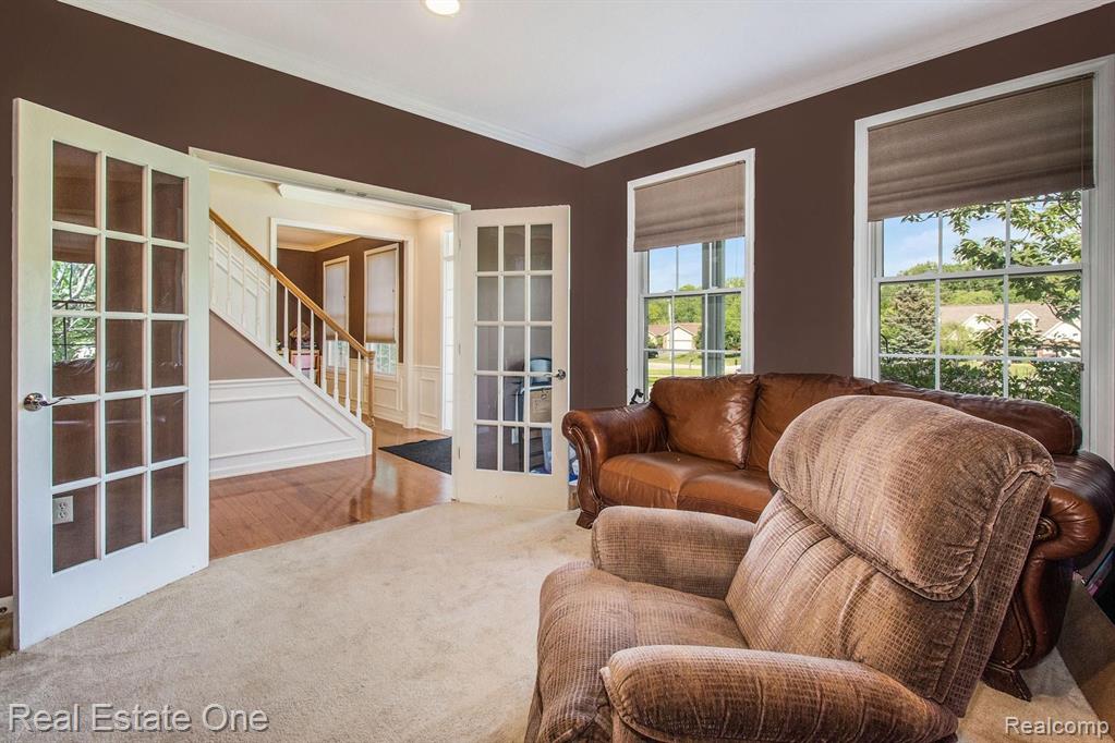 20877 Gill Road Farmington Hills, MI 48335 - Photo 22 of 32