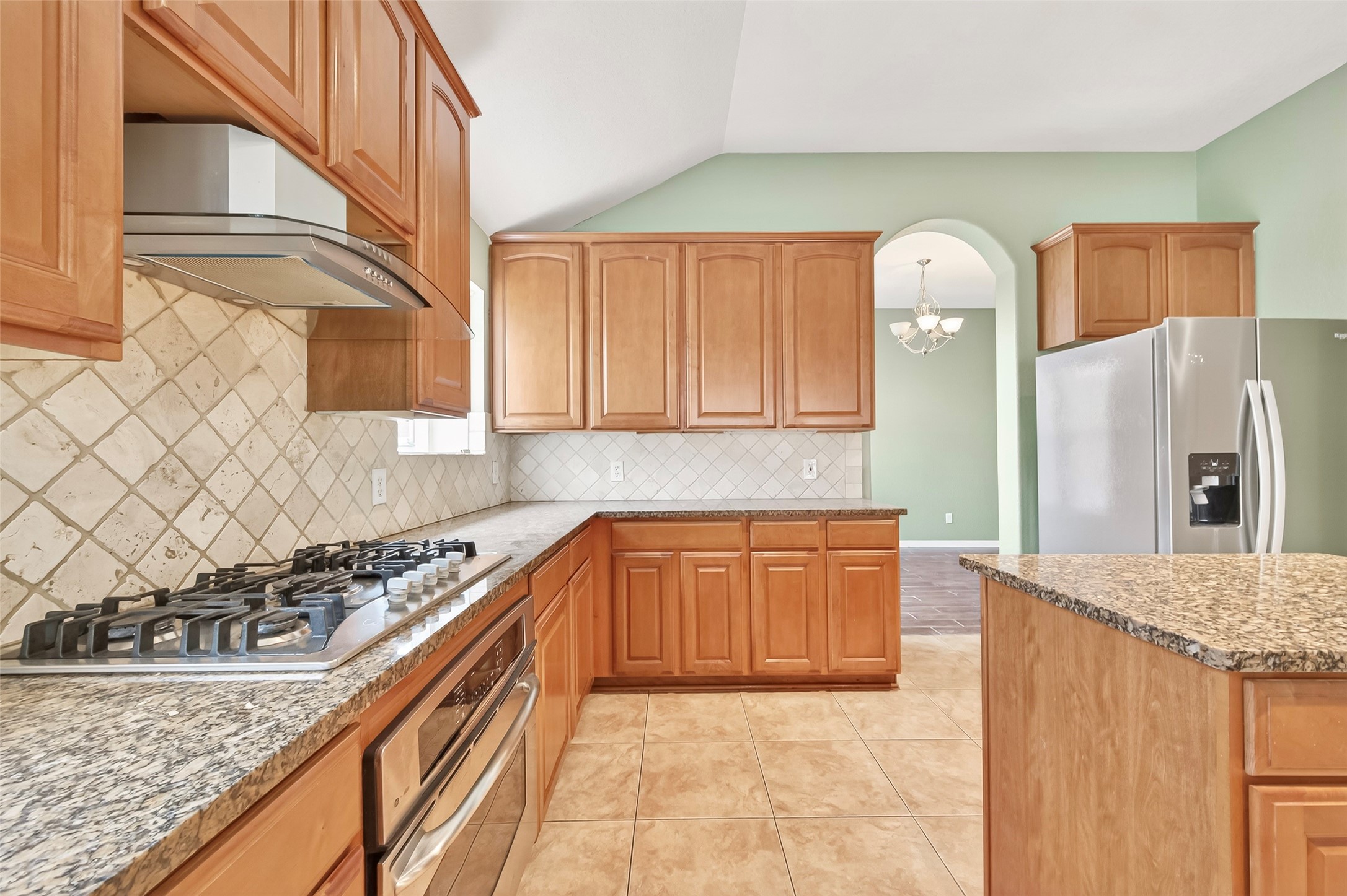 21018 Ripford Court Richmond, TX 77406 - Photo 13 of 48