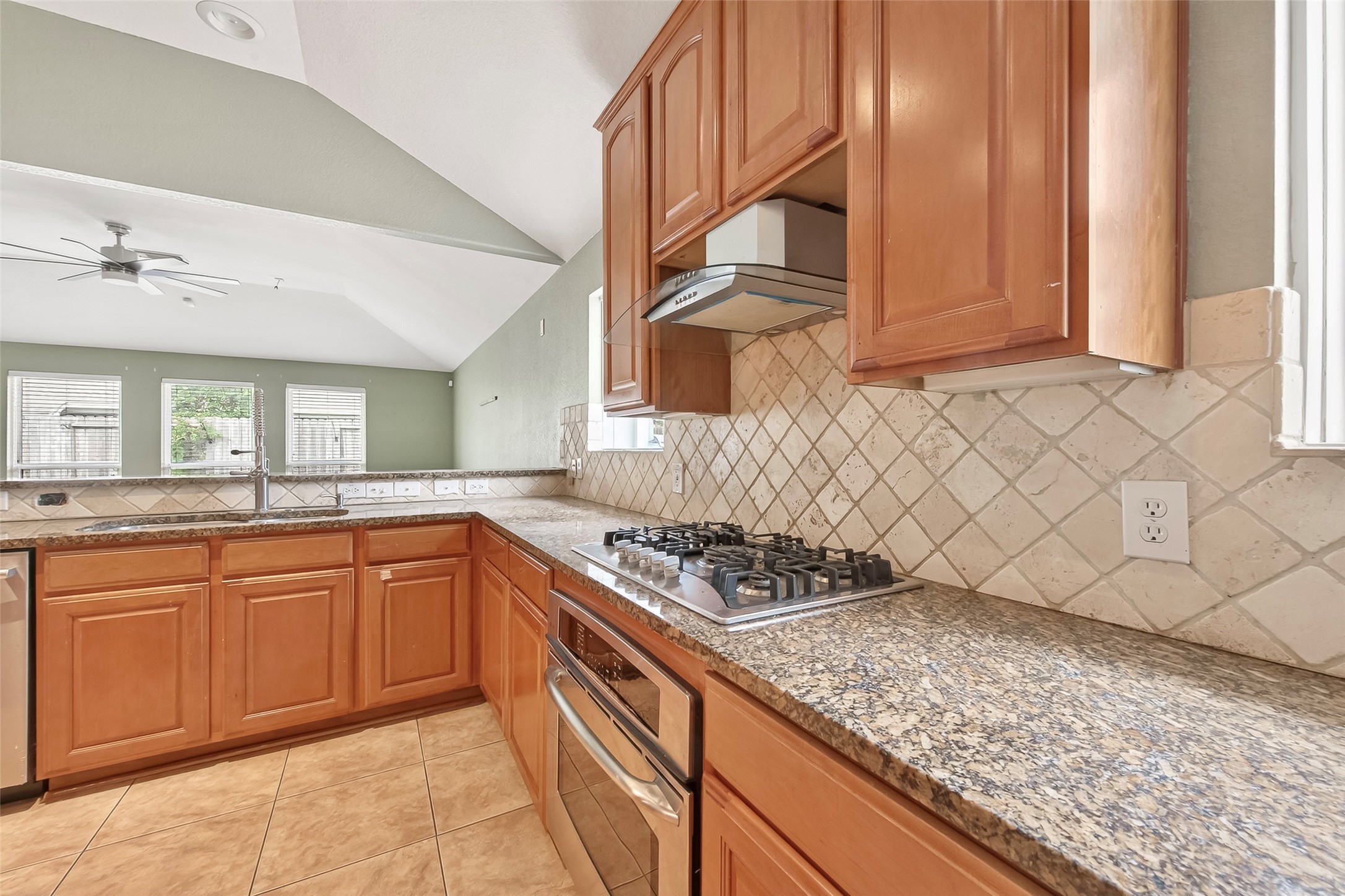 21018 Ripford Court Richmond, TX 77406 - Photo 24 of 48