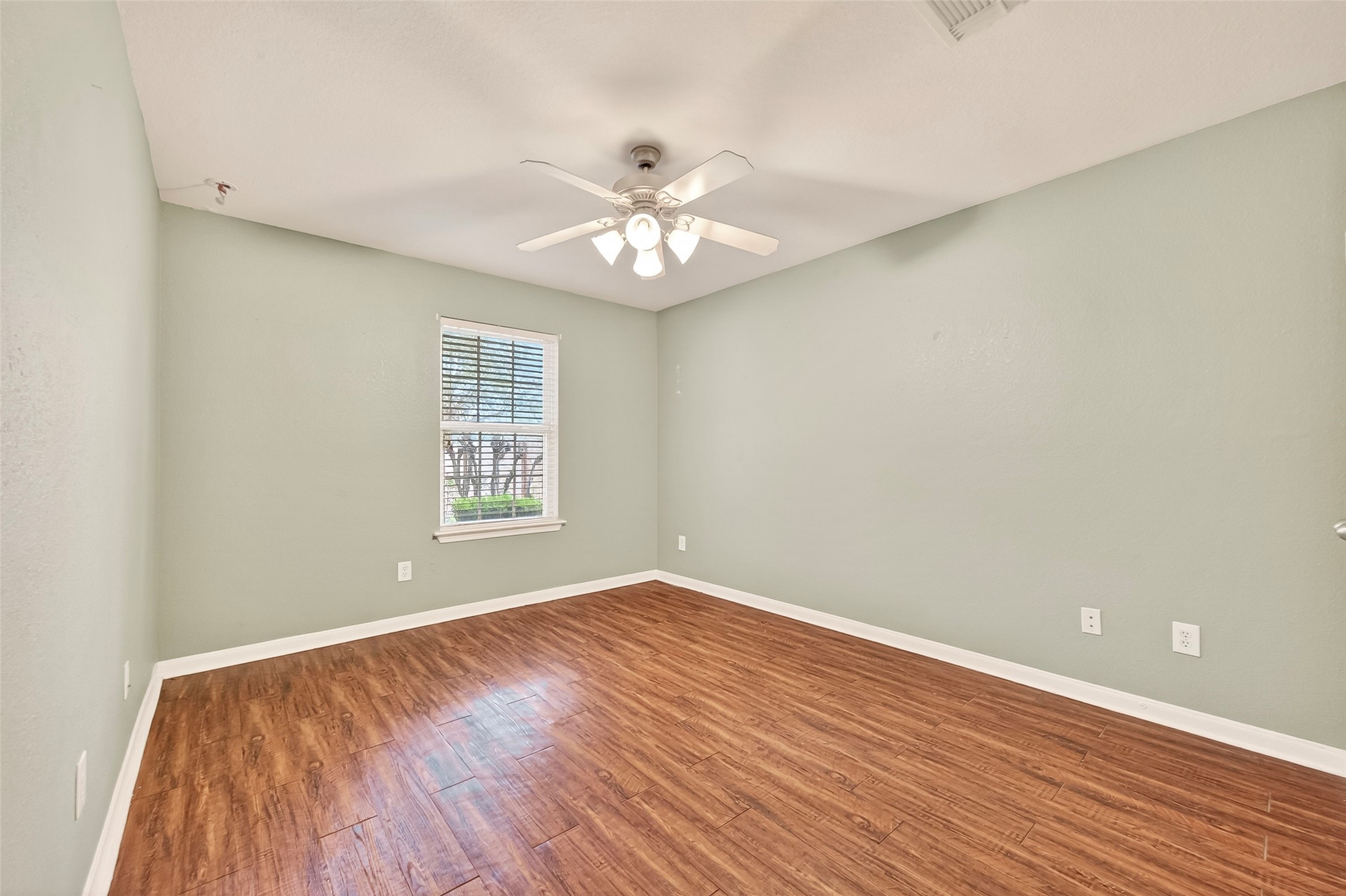 21018 Ripford Court Richmond, TX 77406 - Photo 36 of 48 Bedroom three