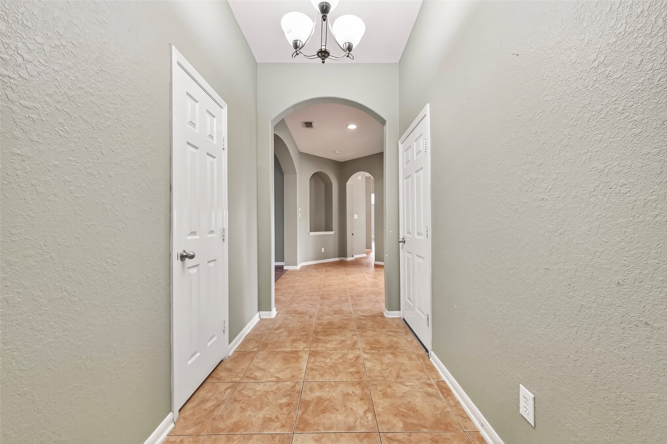21018 Ripford Court Richmond, TX 77406 - Photo 7 of 48 Hallway view from the front entrance