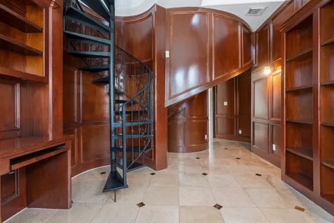 $2,700,000 | 3844 Bellefontaine, Houston, TX 77025