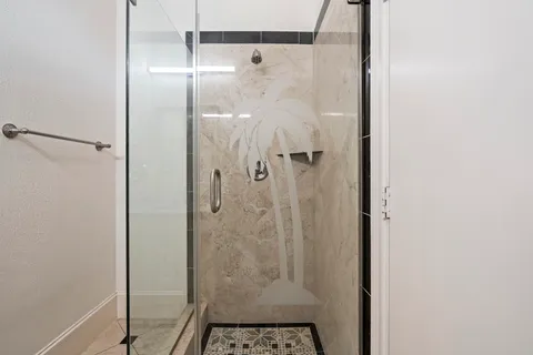 $2,700,000 | 3844 Bellefontaine, Houston, TX 77025