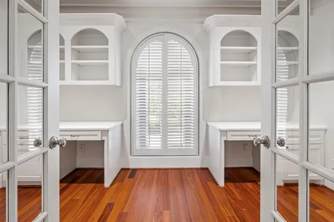 $2,700,000 | 3844 Bellefontaine, Houston, TX 77025