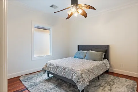 $2,700,000 | 3844 Bellefontaine, Houston, TX 77025