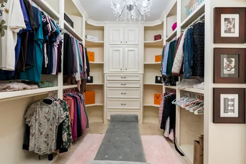 $2,700,000 | 3844 Bellefontaine, Houston, TX 77025