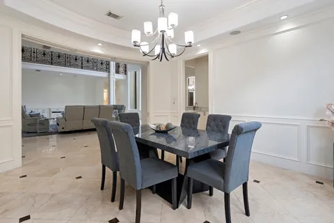 $2,700,000 | 3844 Bellefontaine, Houston, TX 77025