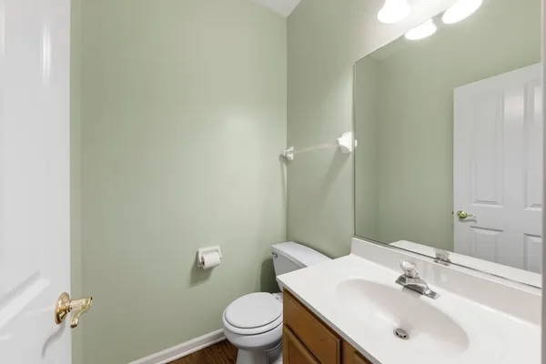 $415,000 | 1728 Pershing Avenue, Unit 3, Wheaton, IL 60189