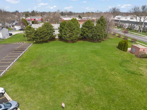 $415,000 | 1728 Pershing Avenue, Unit 3, Wheaton, IL 60189