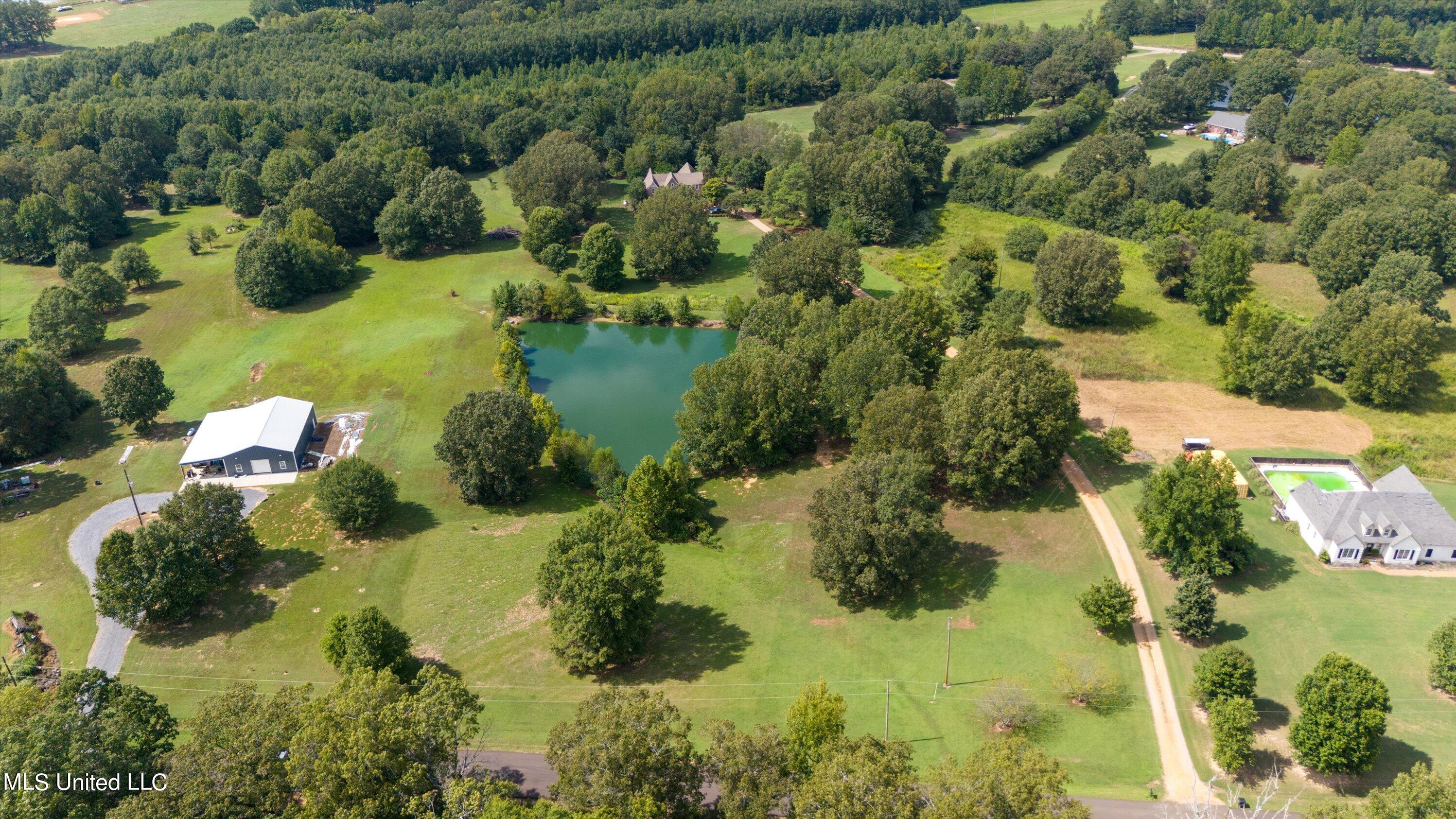 3541 J J Ranch Road Senatobia, MS 38668 - Photo 49 of 59 49-DJI_20240905144259_0255_D