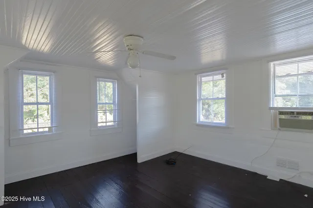 $295,000 | 23 Gum Lumber Road, Aurora, NC 27806