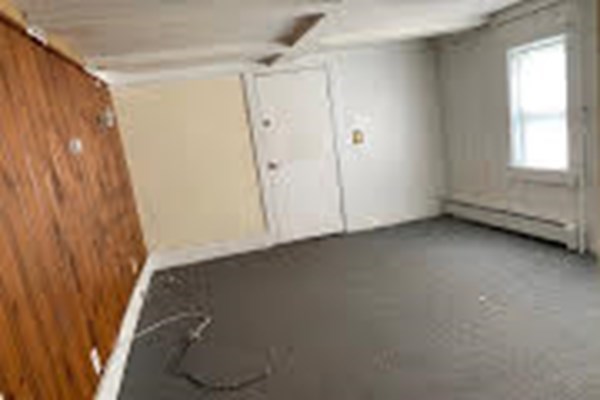 1207 Main Street Reading, MA 01867 - Photo 2 of 18 Gallery Image 2