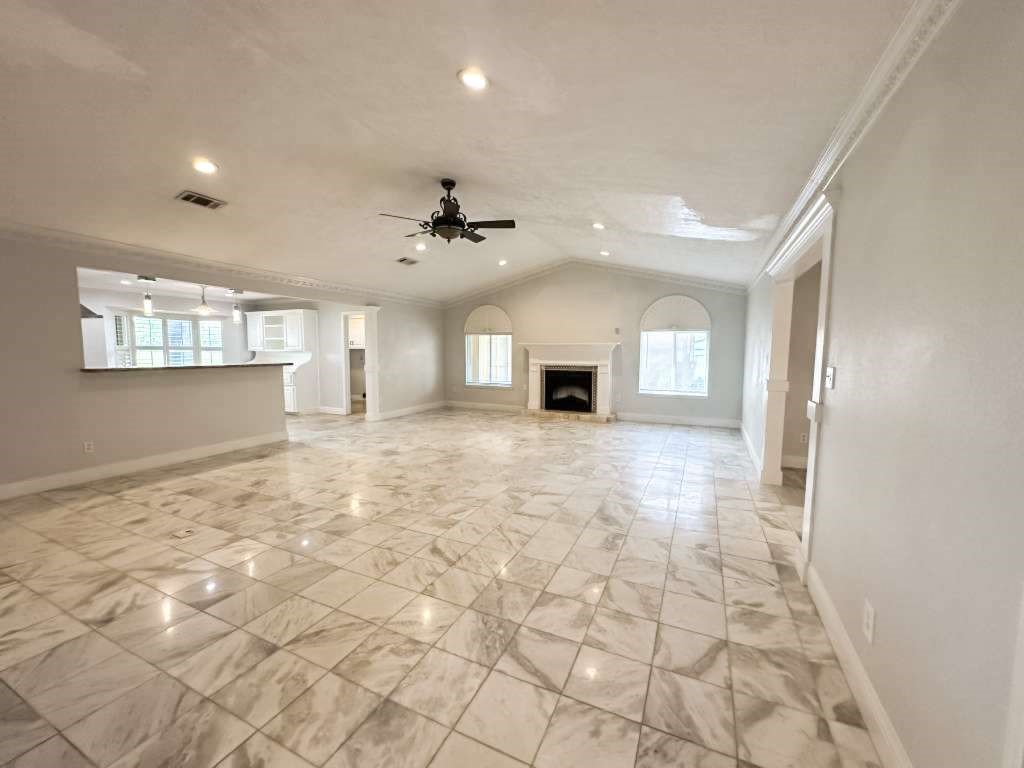 2323 Stevenson Road, Unit CR391 Pearland, TX 77581 - Photo 13 of 46 a view of an empty room