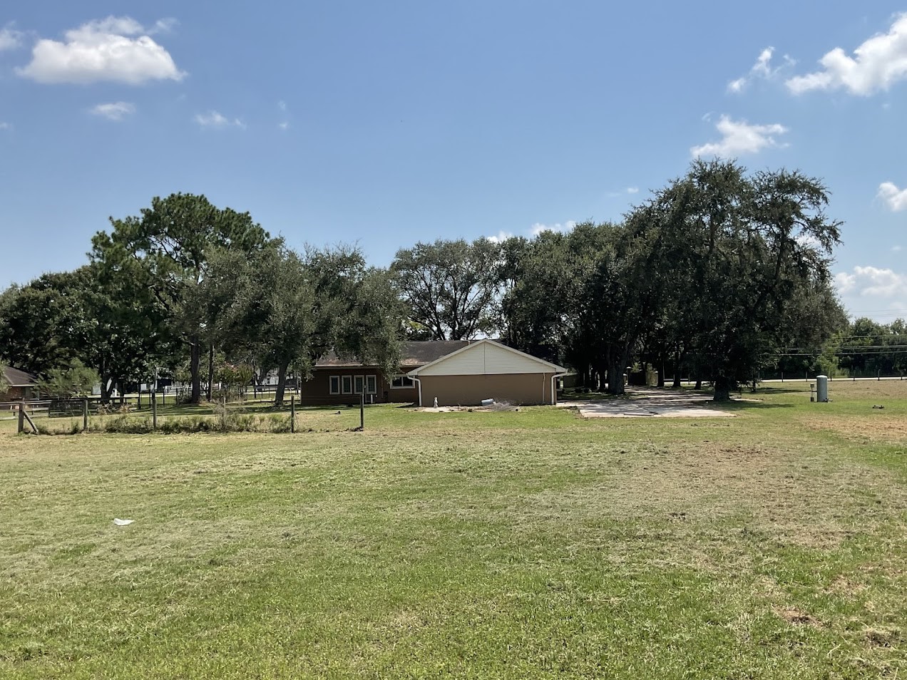 2323 Stevenson Road, Unit CR391 Pearland, TX 77581 - Photo 9 of 46 a swimming pool with trees in the background