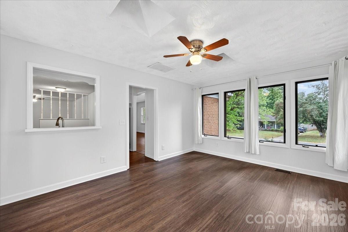 6219 Welford Road Charlotte, NC 28211 - Photo 14 of 48 Gallery Image 14