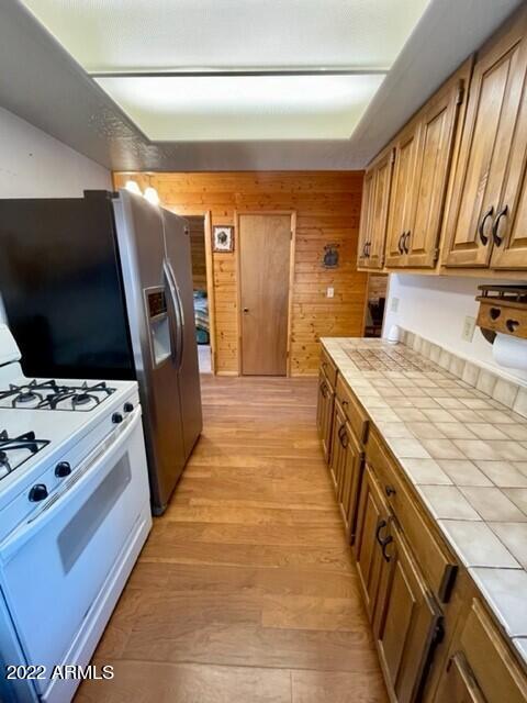 2134 Wildflower Road Overgaard, AZ 85933 - Photo 8 of 17 5