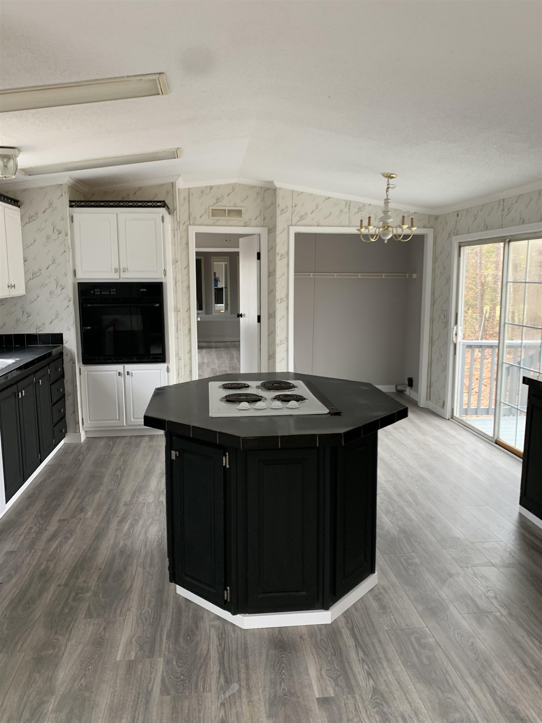 388 Virginia Circle Waterloo, SC 29384 - Photo 10 of 23