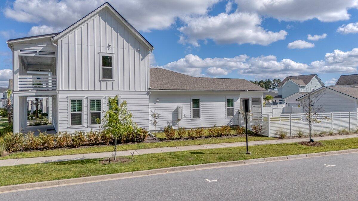 369 Baritone Road Summerville, SC 29486 - Photo 4 of 70 369 Baritone Road-4