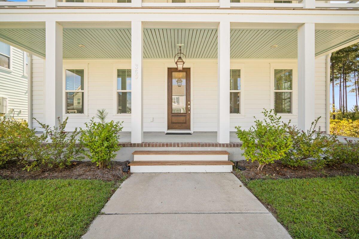 369 Baritone Road Summerville, SC 29486 - Photo 6 of 70 369 Baritone Road-61