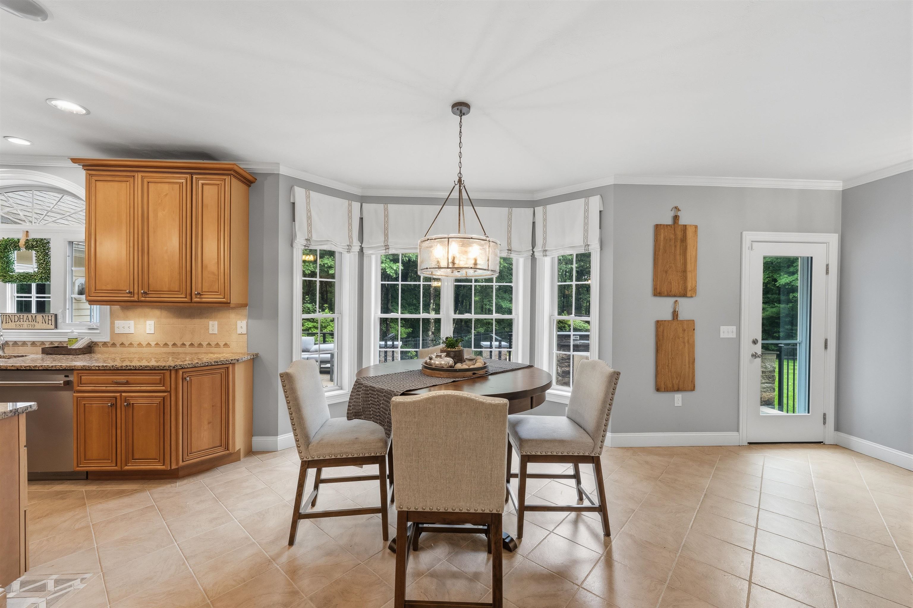36 Northland Road Windham, NH 03087 - Photo 7 of 50