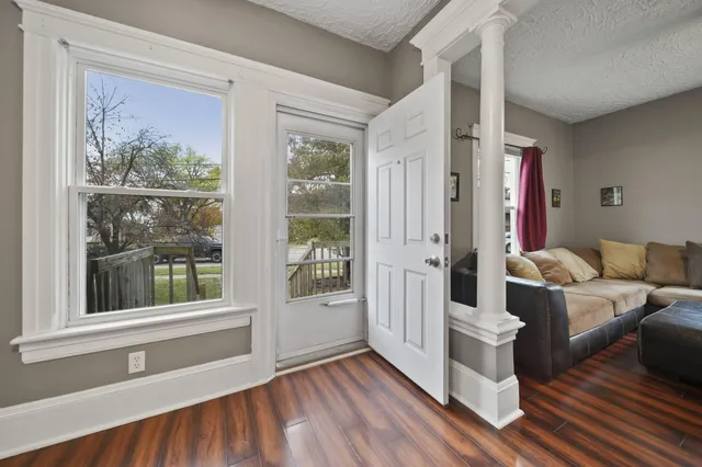 $149,900 | 920 Wildwood Avenue, Jackson, MI 49202