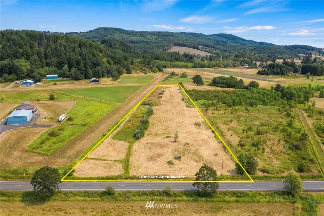 0 Curtis Hill Road Chehalis, WA 98532 - Photo 4 of 24 a view of swimming pool with a yard