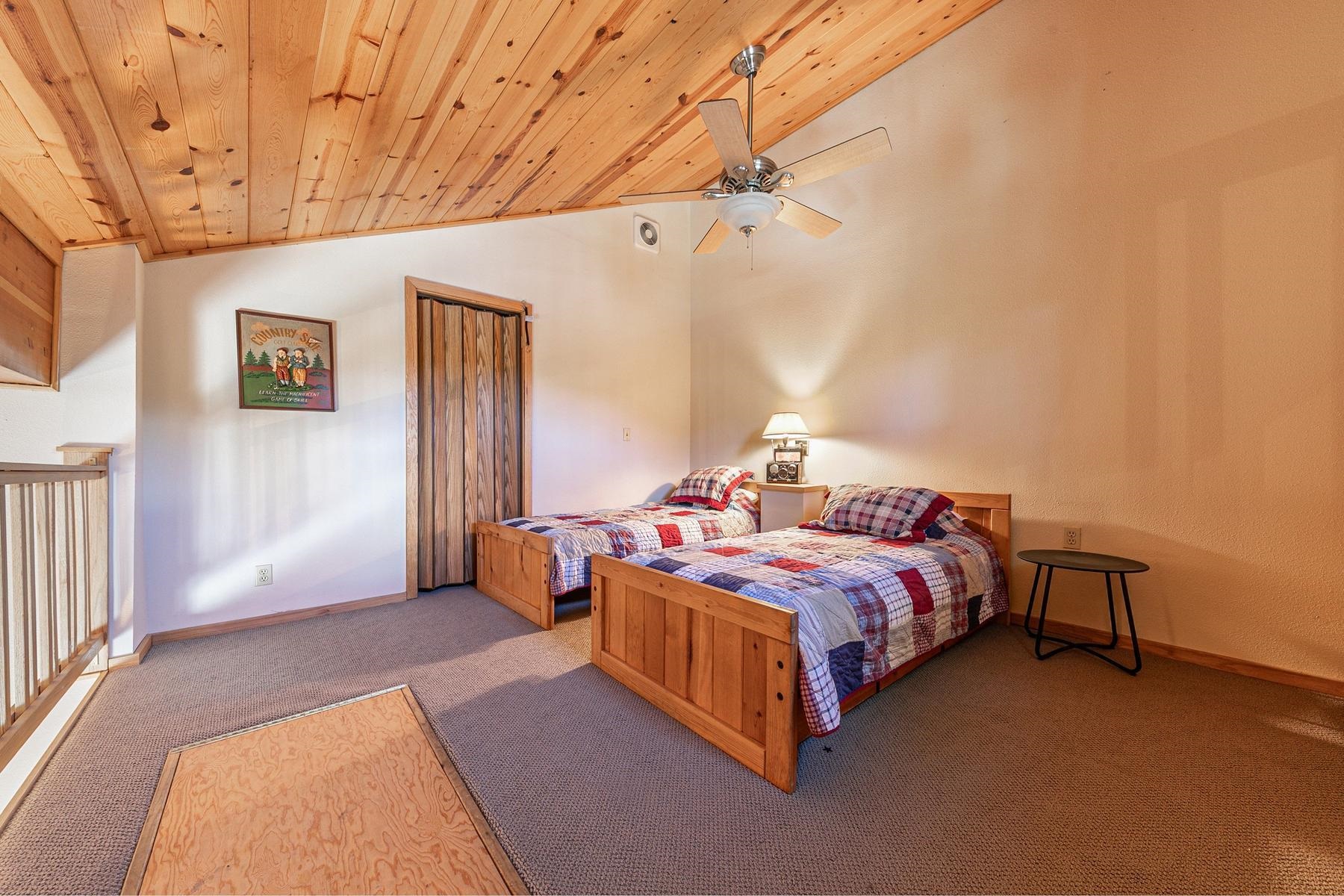 15486 Donner Pass Road, Unit 17 Truckee, CA 96161 - Photo 23 of 28
