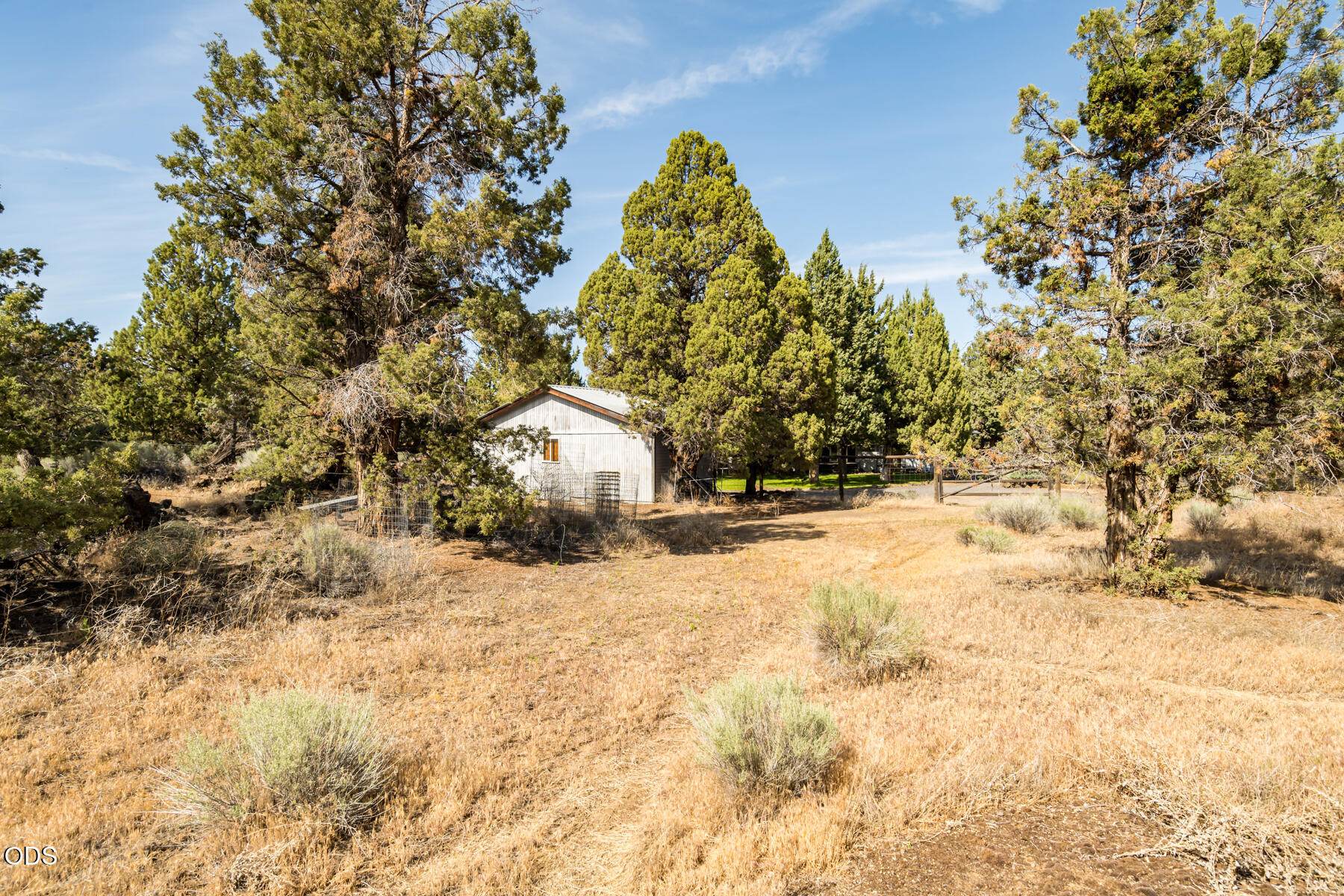64507 McGrath Road Bend, OR 97701 - Photo 47 of 56