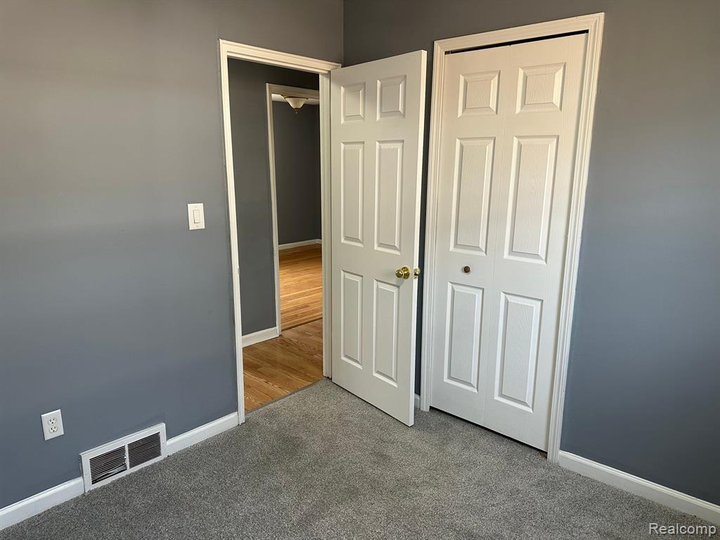 19175 Inkster Road Livonia, MI 48152 - Photo 36 of 49