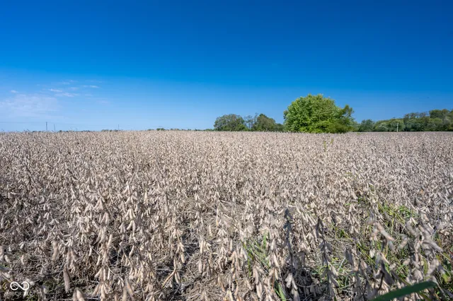 $764,000 | 5383 West County Road 450 South, Coatesville, IN 46121