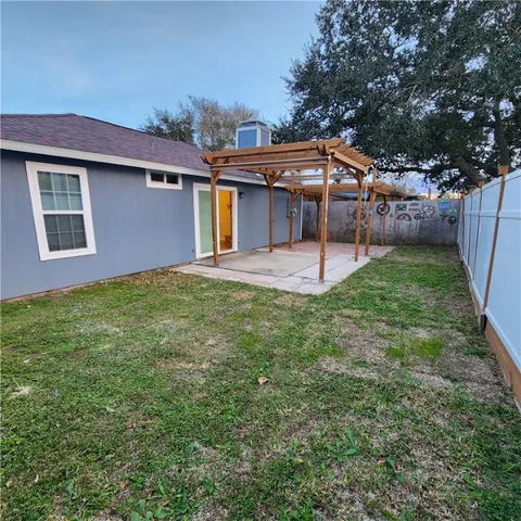 $1,600 | 2673 Camargo Drive, Corpus Christi, TX 78415