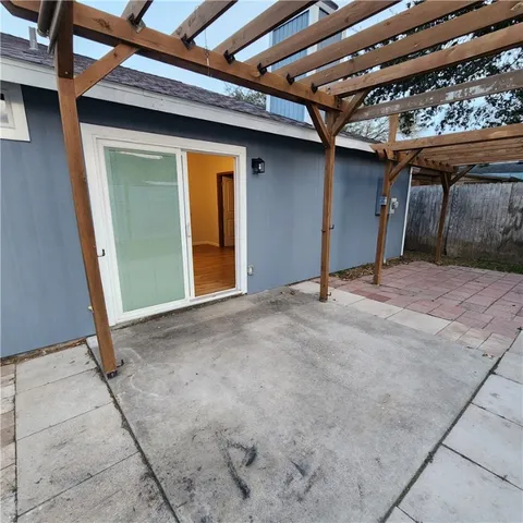 $1,600 | 2673 Camargo Drive, Corpus Christi, TX 78415