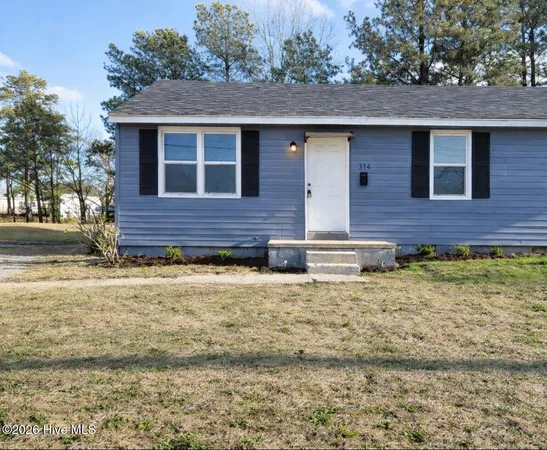 $950 | 314 Starling Street, Jacksonville, NC 28540