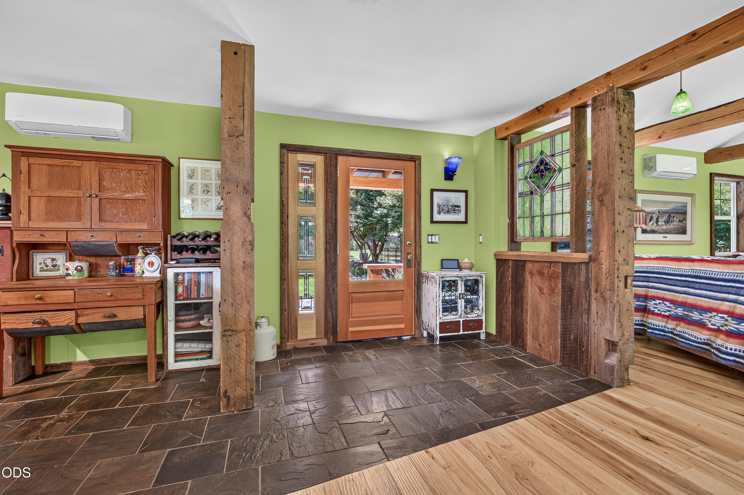 9662 Upper Applegate Road Jacksonville, OR 97530 - Photo 3 of 58